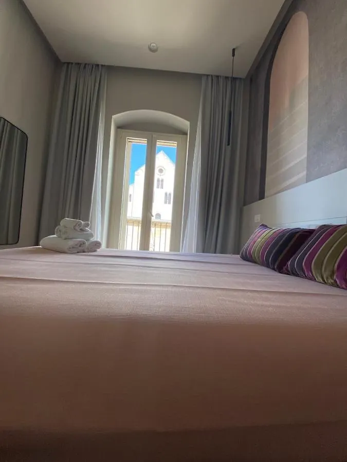 Nonno Nicola Rooms Bari Italien